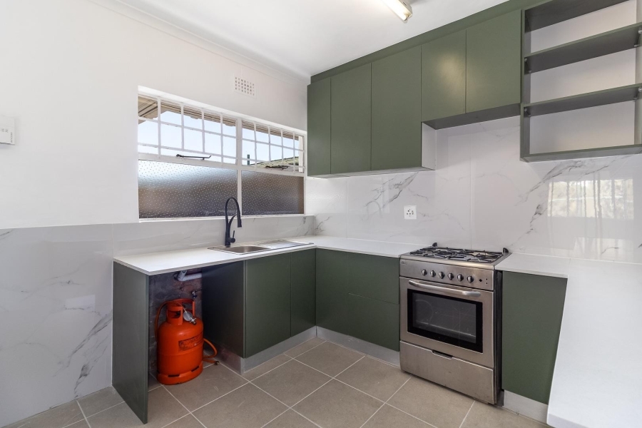 To Let 2 Bedroom Property for Rent in Gardens Western Cape